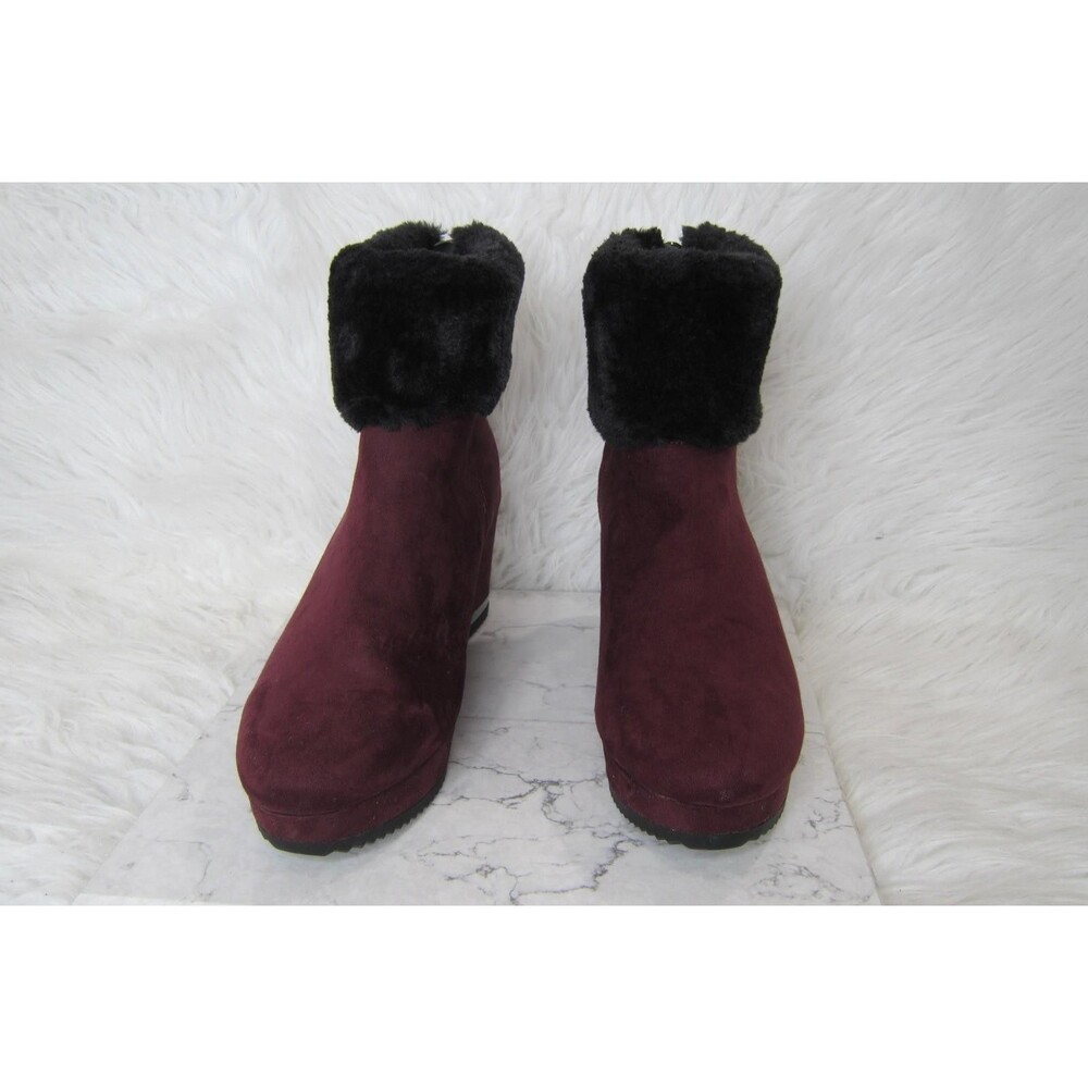 DKNY Women's "Nadra" Bordeaux Burgundy Faux Fur Wedge Booties Size 9.5M NWOB